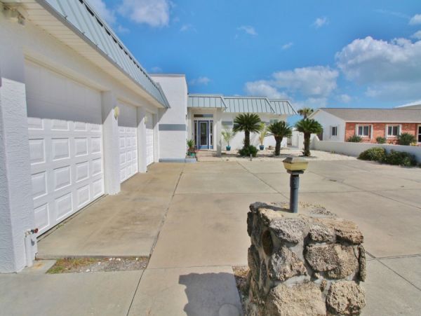New Smyrna Beach Condo 978584