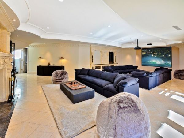 Beverly Hills Luxury Vacation Estate Eight Bedrooms