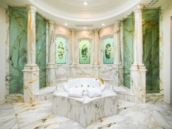 Beverly Hills Luxury Vacation Estate Eight Bedrooms