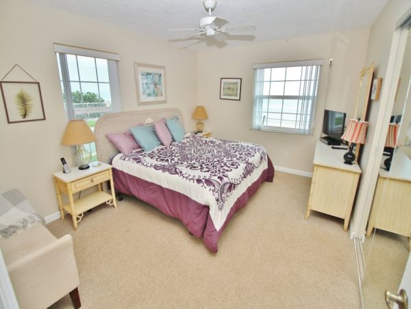 New Smyrna Beach Condo 978586