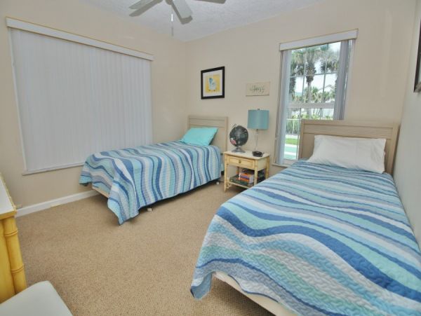 New Smyrna Beach Condo 978586
