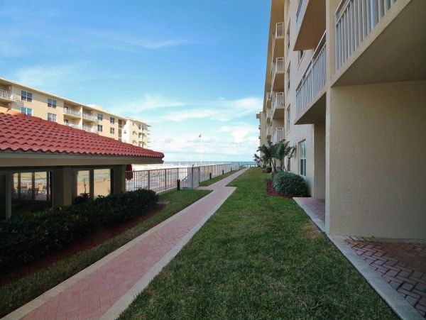 New Smyrna Beach Condo 978589