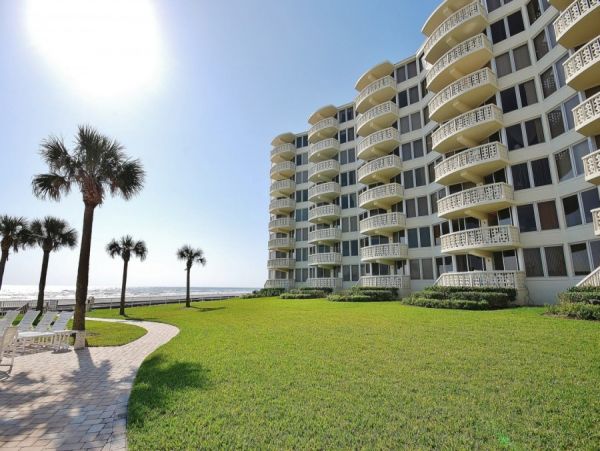 New Smyrna Beach Condo 978592