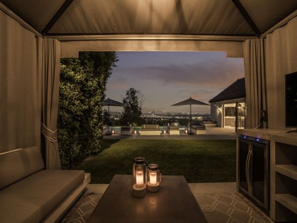 Luxury Hollywood Hills 8 Bedroom Pool Villa Sweeping Views