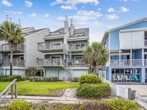 Indian Shores Luxury Vacation Condo on Beach Gulf Views