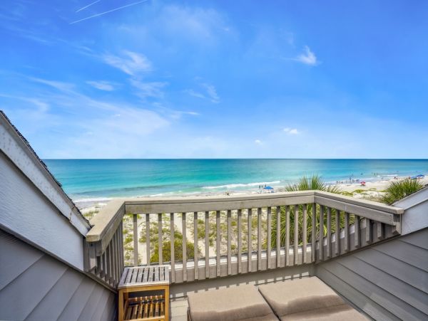 Indian Shores Luxury Vacation Condo on Beach Gulf Views