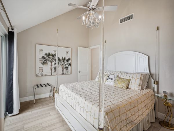 Indian Shores Luxury Vacation Condo on Beach Gulf Views