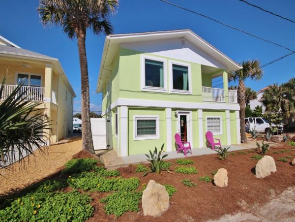 New Smyrna Beach Home 978602