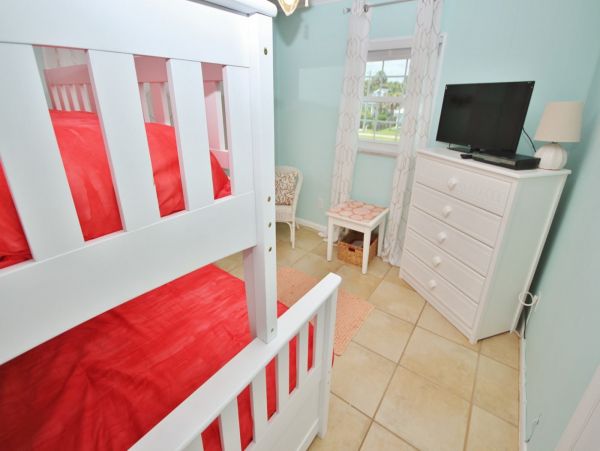 New Smyrna Beach Home 978602