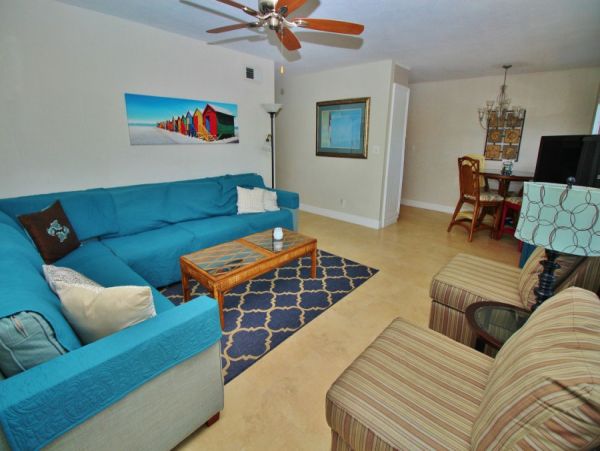 New Smyrna Beach Condo 978613