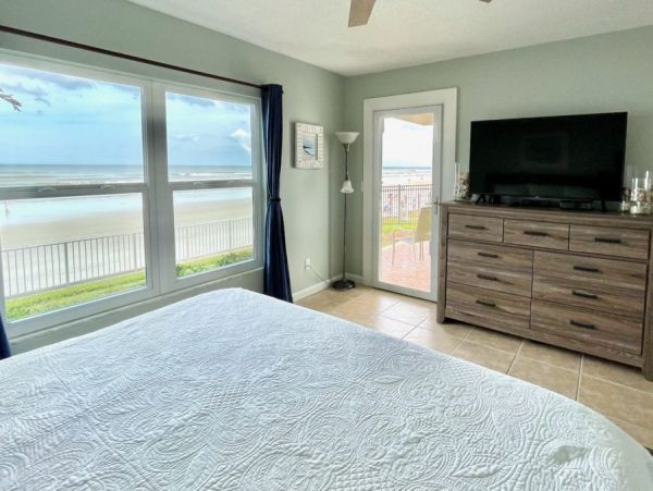 New Smyrna Beach Condo 978615