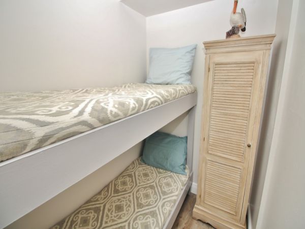New Smyrna Beach Condo 978619