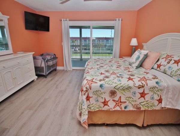 New Smyrna Beach Condo 978629