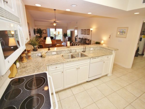 New Smyrna Beach Condo 978631