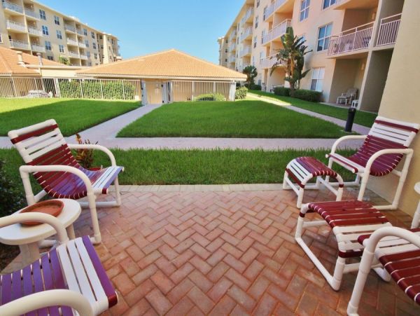 New Smyrna Beach Condo 978635