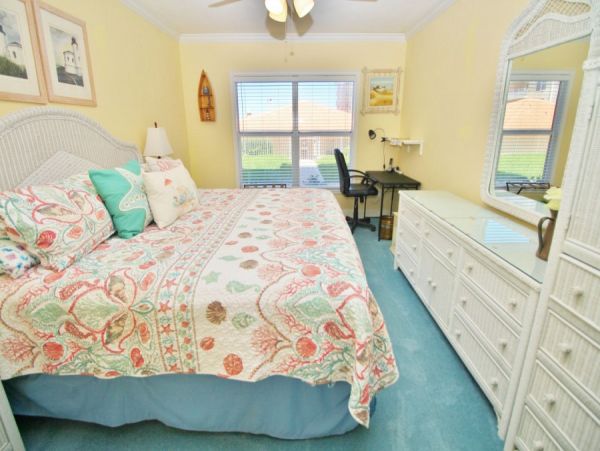New Smyrna Beach Condo 978635