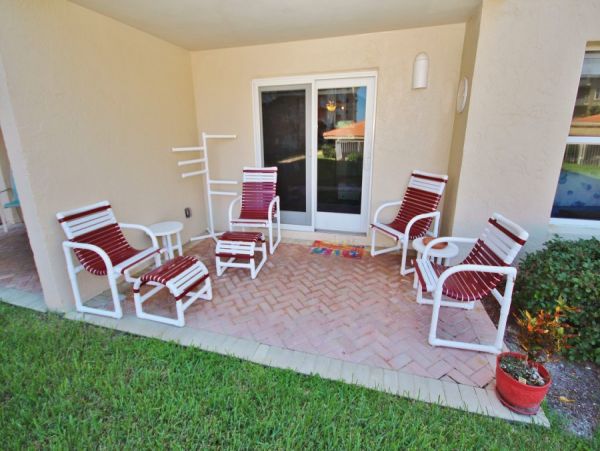 New Smyrna Beach Condo 978635