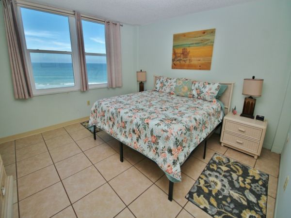 New Smyrna Beach Condo 978638