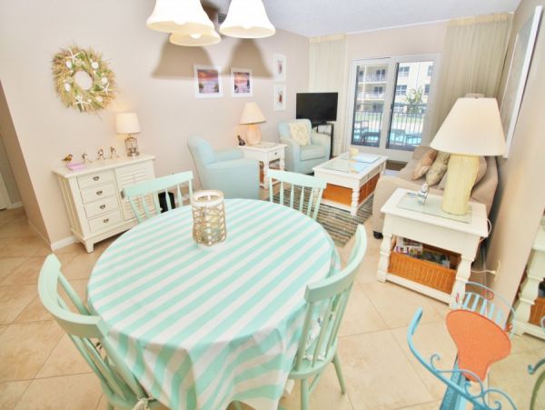 New Smyrna Beach Condo 978640