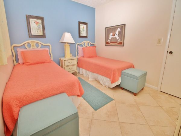 New Smyrna Beach Condo 978640