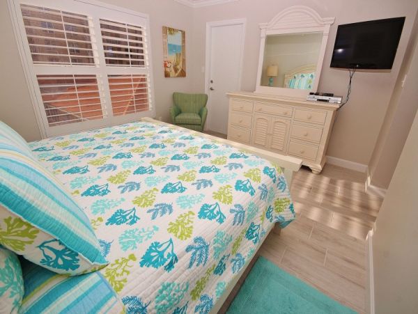 New Smyrna Beach Condo 978648