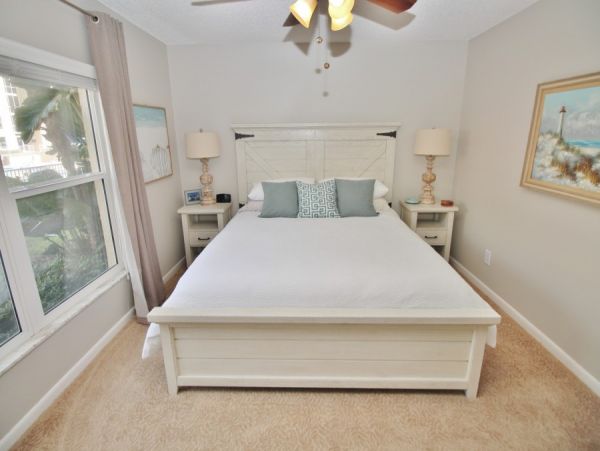 New Smyrna Beach Condo 978649