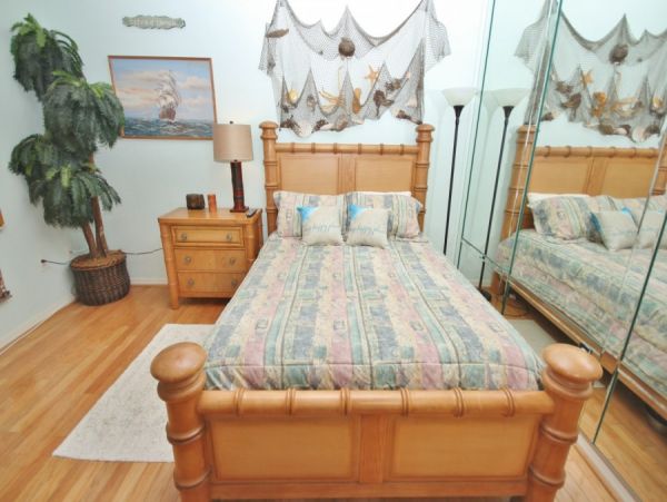 New Smyrna Beach Condo 978654