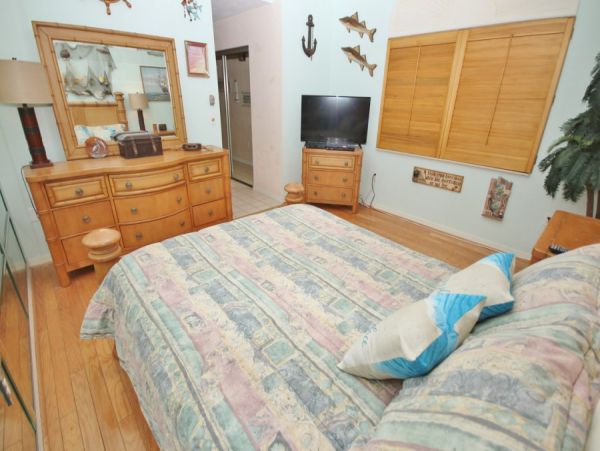 New Smyrna Beach Condo 978654