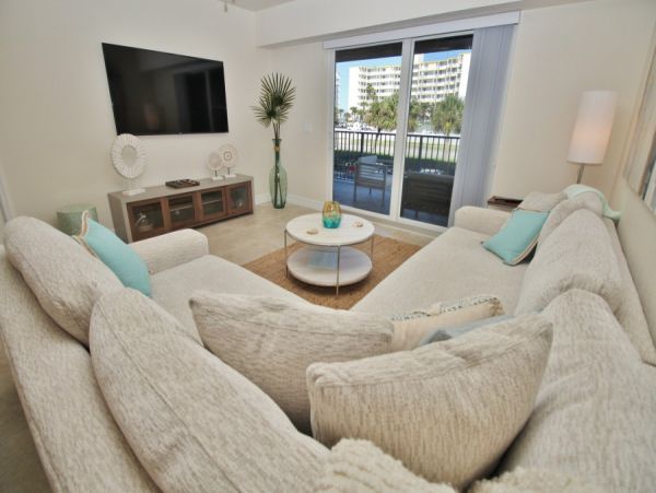 New Smyrna Beach Condo 978657