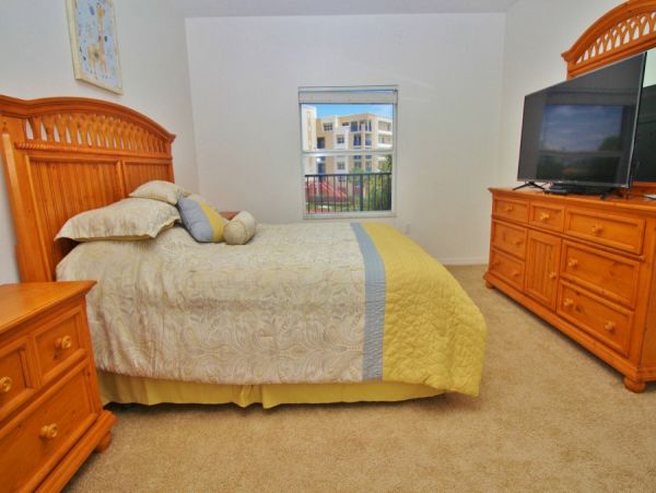 New Smyrna Beach Condo 978665