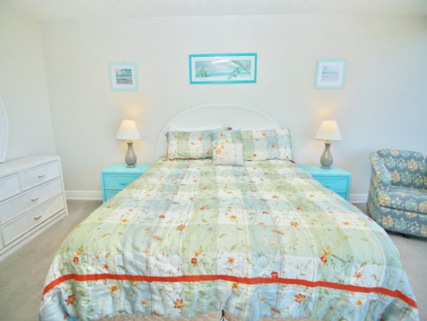 New Smyrna Beach Condo 978671