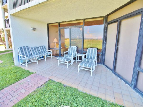 New Smyrna Beach Condo 978671