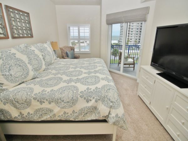 New Smyrna Beach Condo 978675