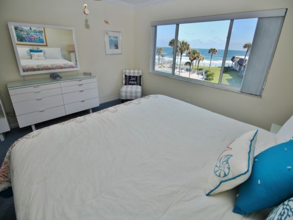 New Smyrna Beach Condo 978677