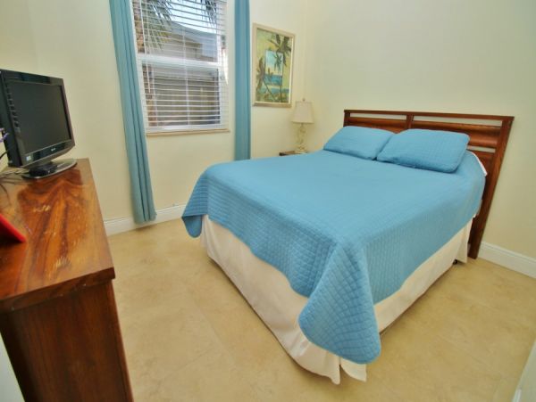 New Smyrna Beach Condo 978680