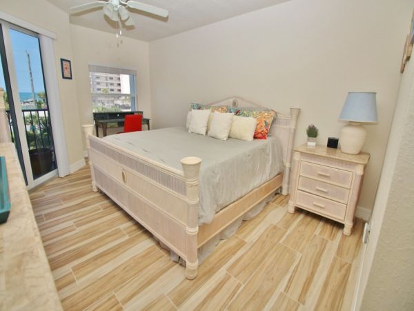New Smyrna Beach Condo 978682