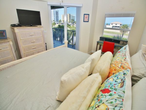 New Smyrna Beach Condo 978682