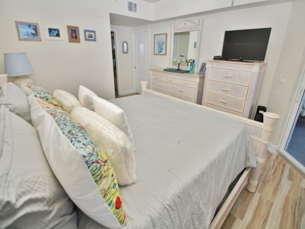 New Smyrna Beach Condo 978682