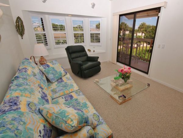 New Smyrna Beach Home 978689