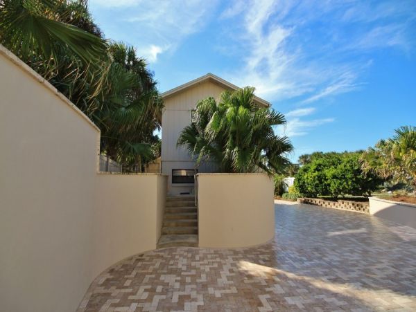 New Smyrna Beach Home 978689