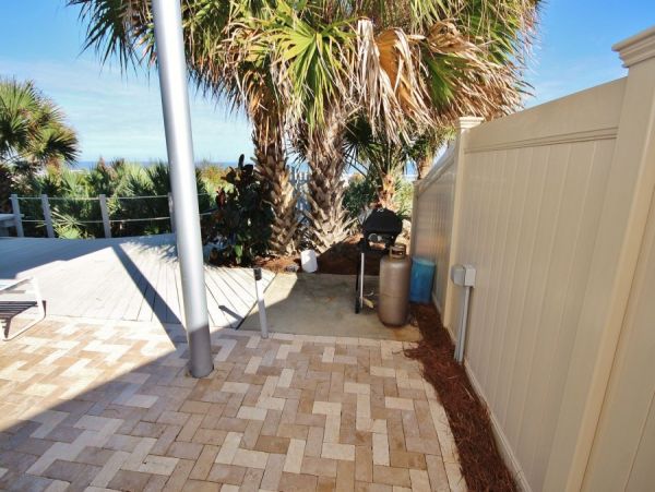 New Smyrna Beach Home 978689
