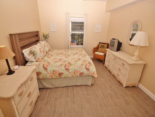 New Smyrna Beach Condo 978692