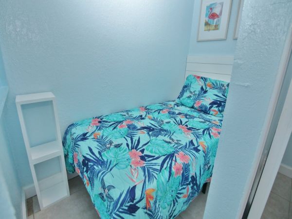 New Smyrna Beach Condo 978693