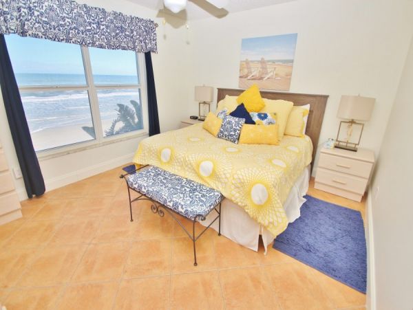 New Smyrna Beach Condo 978694