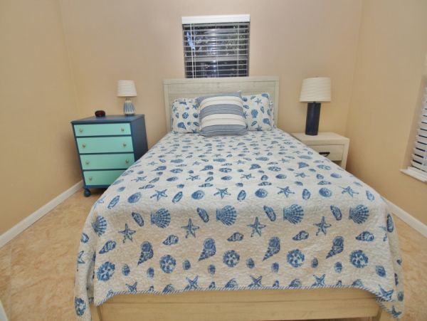 New Smyrna Beach Home 978698