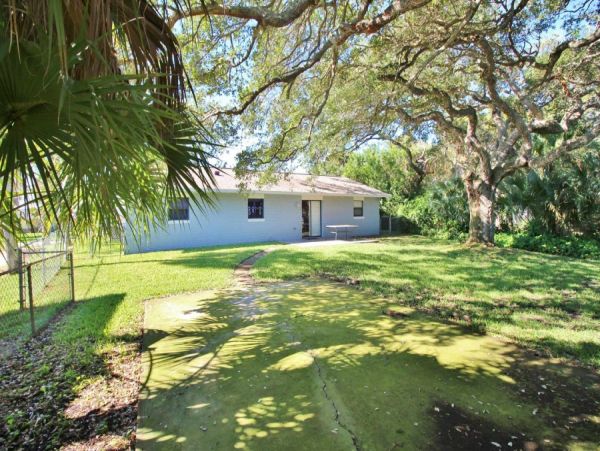 New Smyrna Beach Home 978698