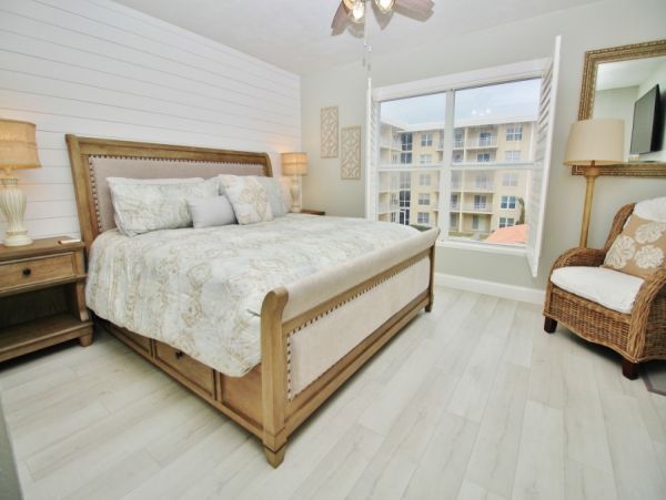 New Smyrna Beach Condo 978699