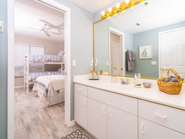 New Smyrna Beach Condo 978706
