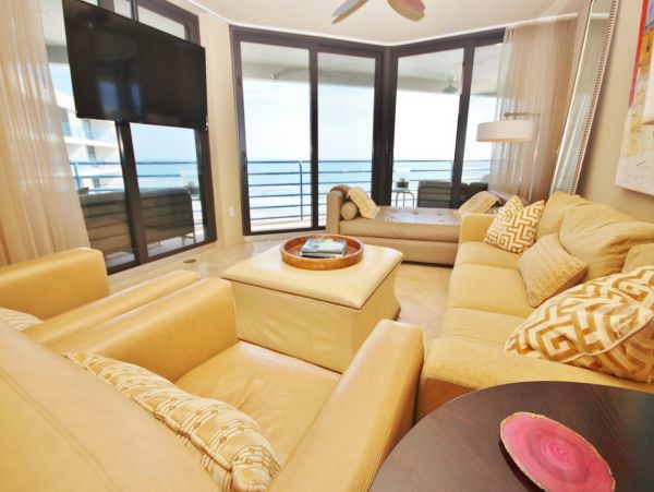 New Smyrna Beach Condo 978707