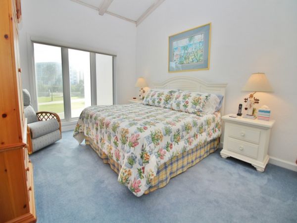 New Smyrna Beach Condo 978717